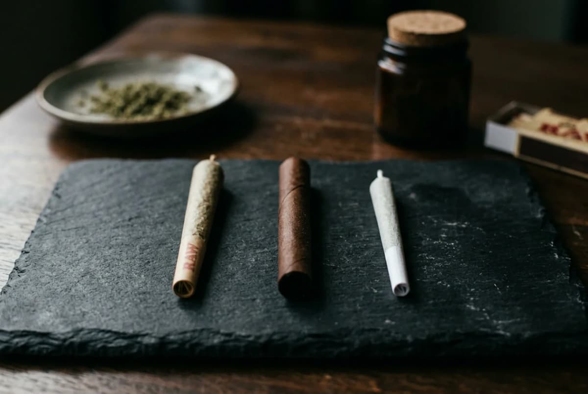 CBD Pre-Rolls vs. Vapes vs. Öl — der Vergleich — CBD Pre-Rolls | Cannabuben